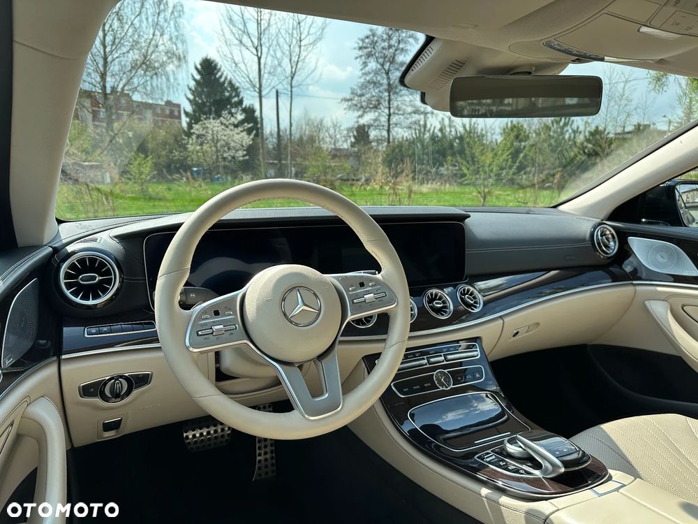 Mercedes-Benz CLS - 12