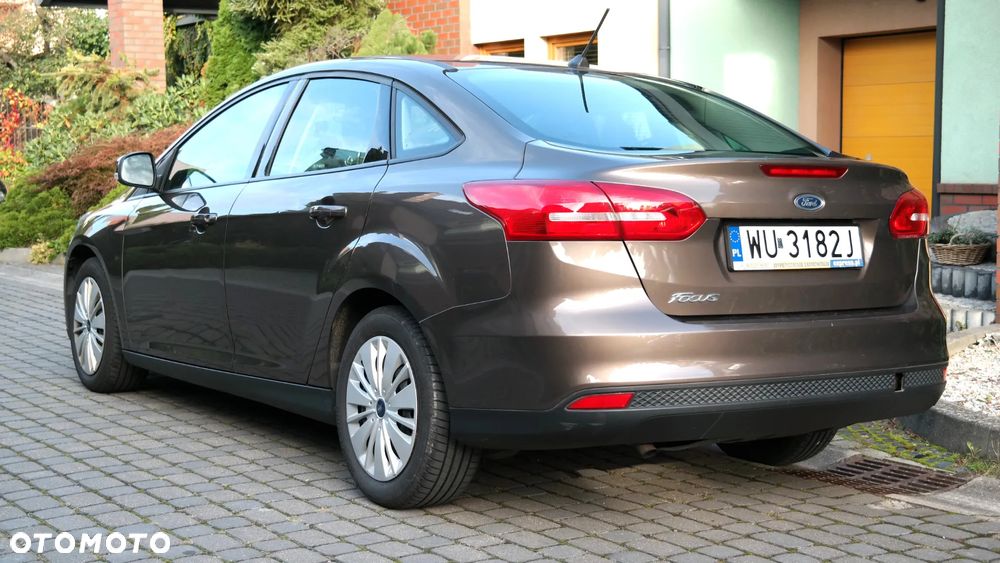 Ford Focus 1.6 Trend - 9