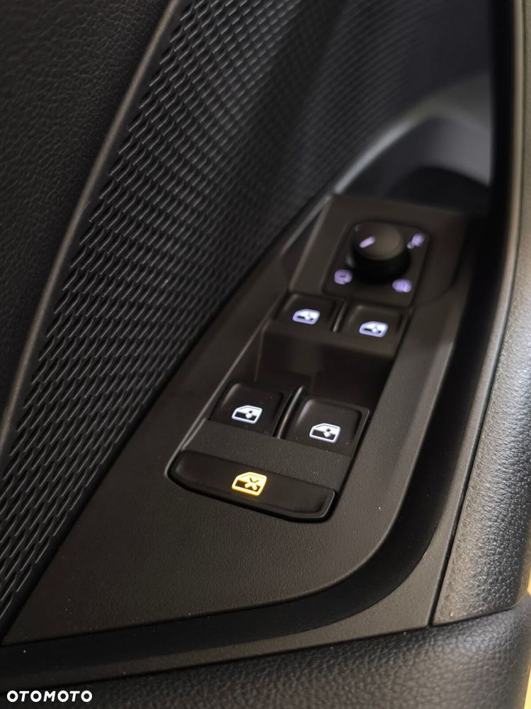 Skoda Octavia 2.0 TDI 4x4 Scout DSG - 10