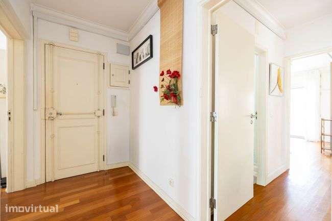 Apartamento T3 com 2 casas de banho em Oeiras - Grande imagem: 3/32