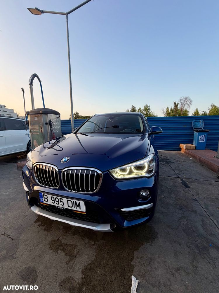 BMW X1 xDrive18d Aut. Sport Line - 2