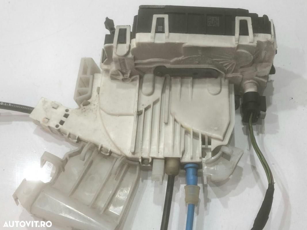 Broasca usa dreapta spate A2047301435 Mercedes-Benz E-Class W212/S212 - 1