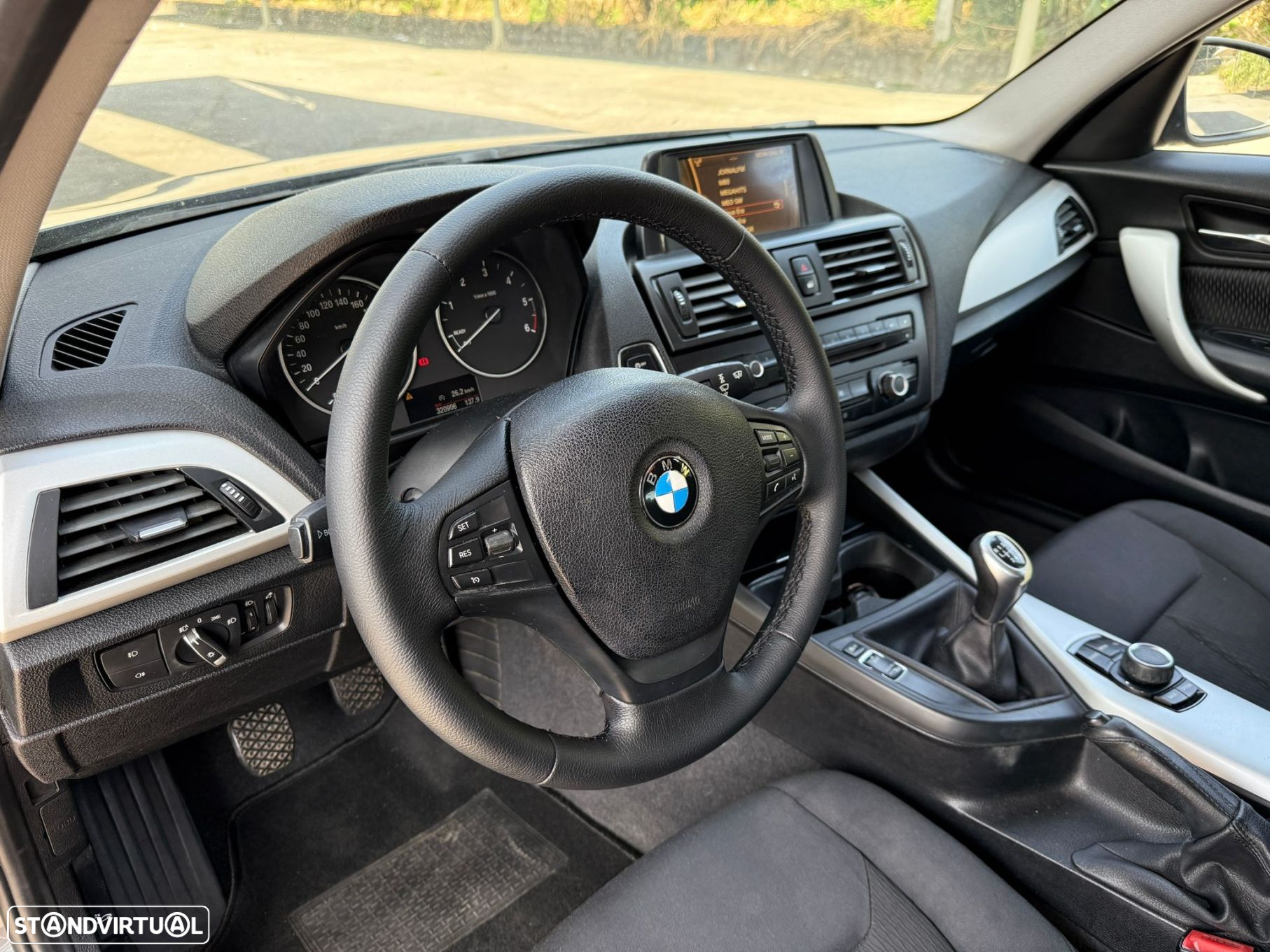 BMW 116 d Line Sport - 12