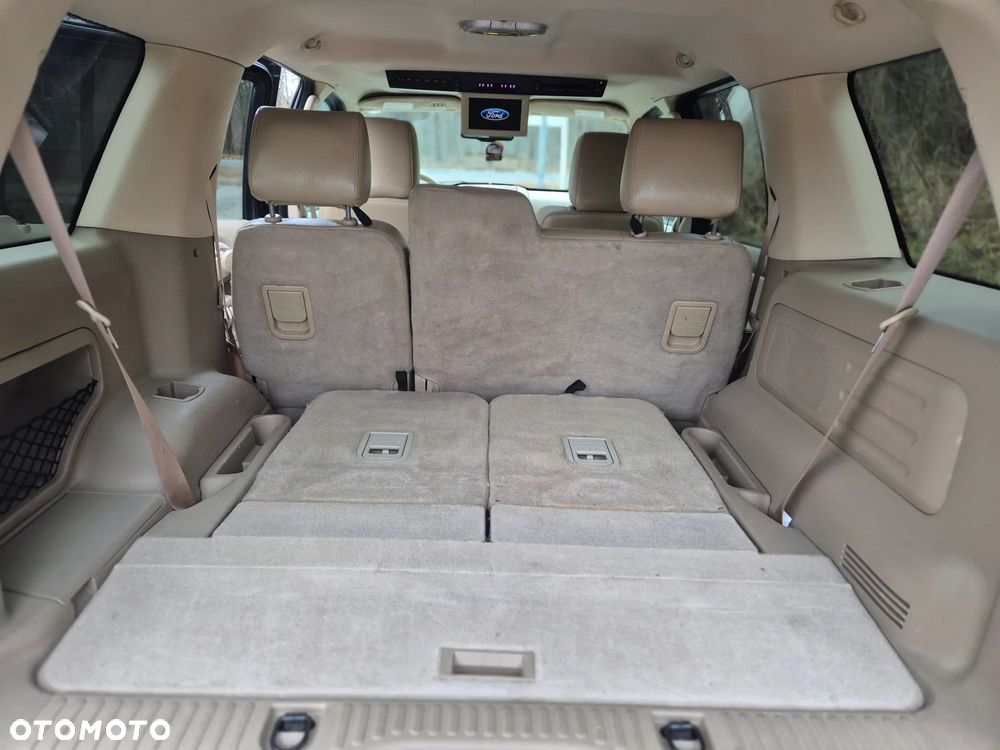 Ford Explorer 4.0 AWD - 29