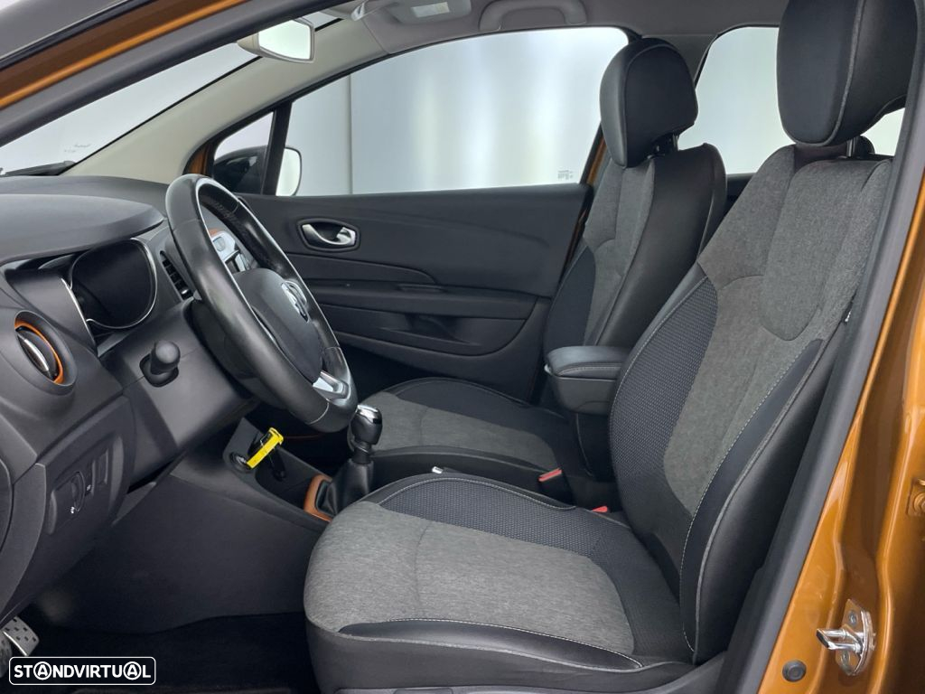 Renault Captur 1.5 dCi Exclusive - 11