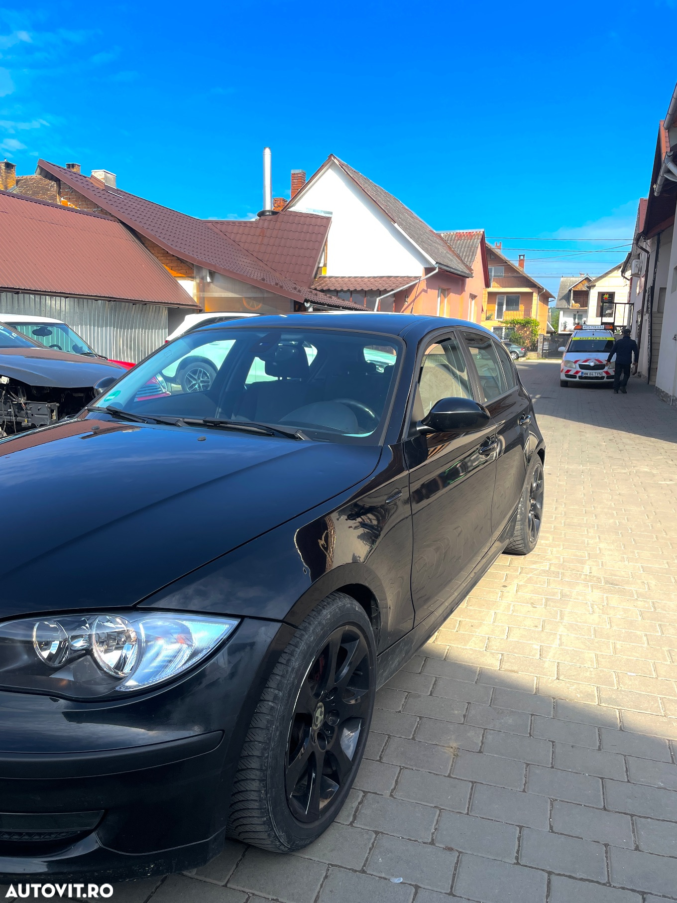 BMW Seria 1 120d - 8