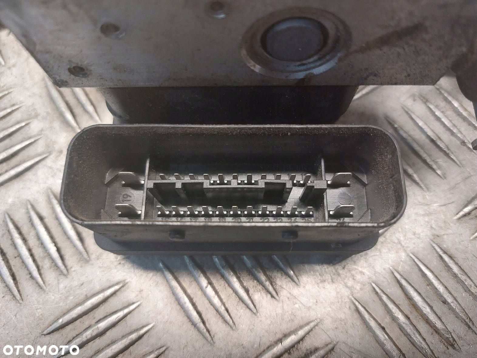 POMPA STEROWNIK ABS MITSUBISHI LANCER VIII 4670A516 - 4