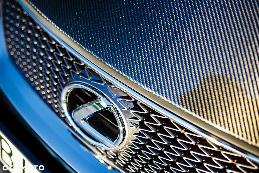 Lexus IS F Sport - 11