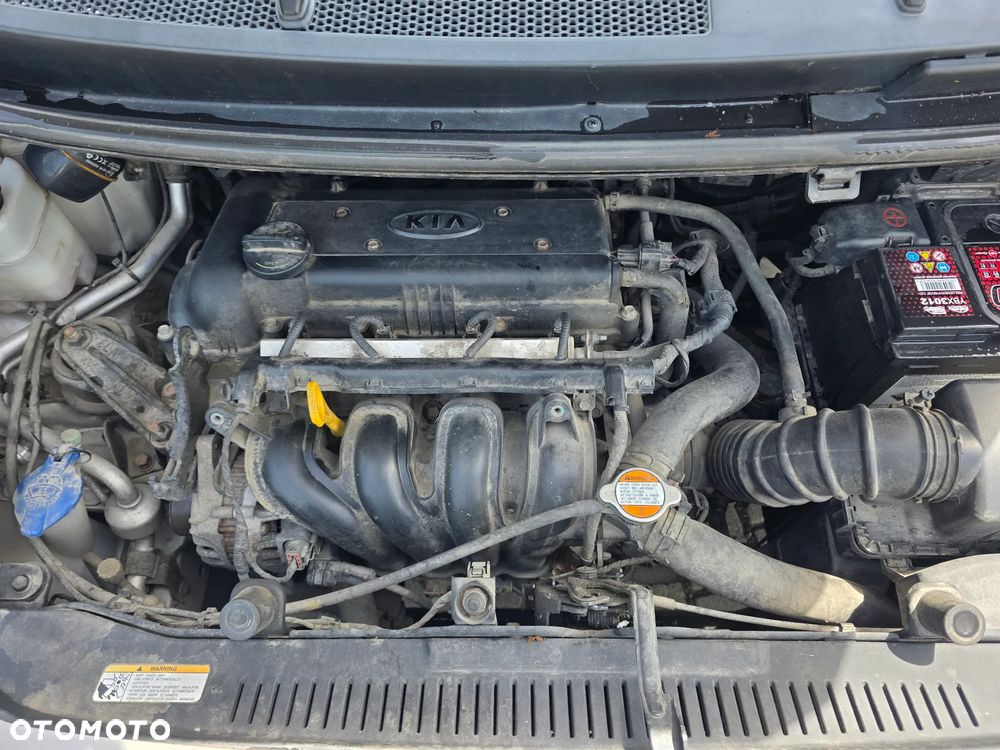Kia Venga 1.4 L - 8