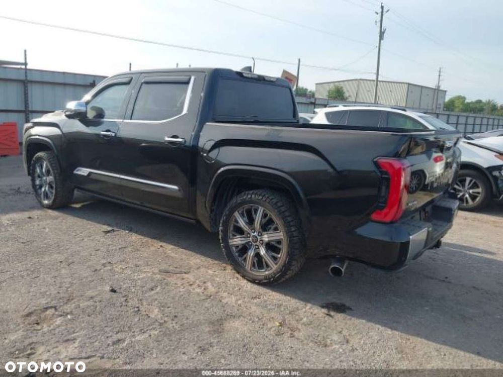 Toyota Tundra - 3
