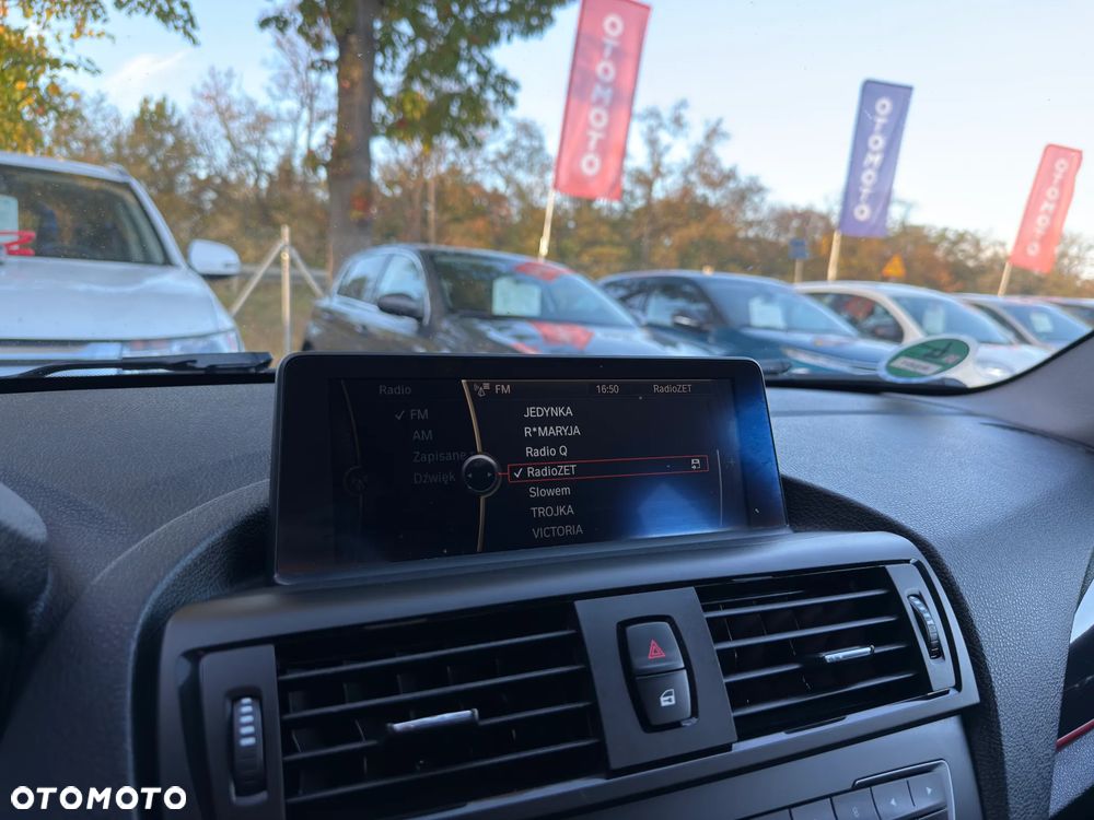 BMW Seria 1 118i Sport Line - 35
