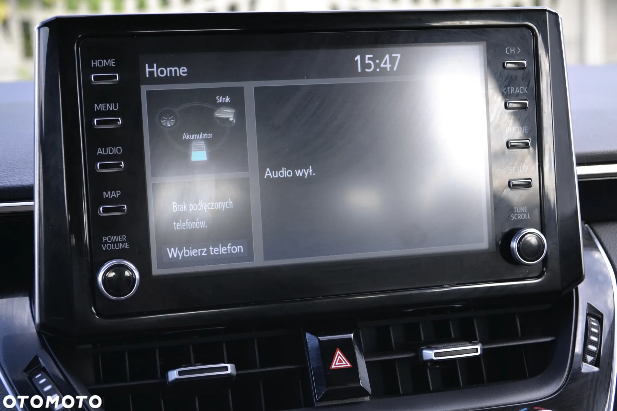 Toyota Corolla 1.8 Hybrid Comfort - 29