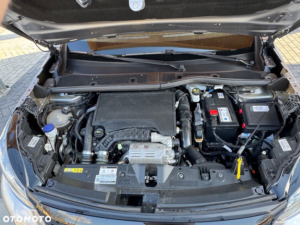 Peugeot 2008 PureTech 130 EAT8 Active - 19