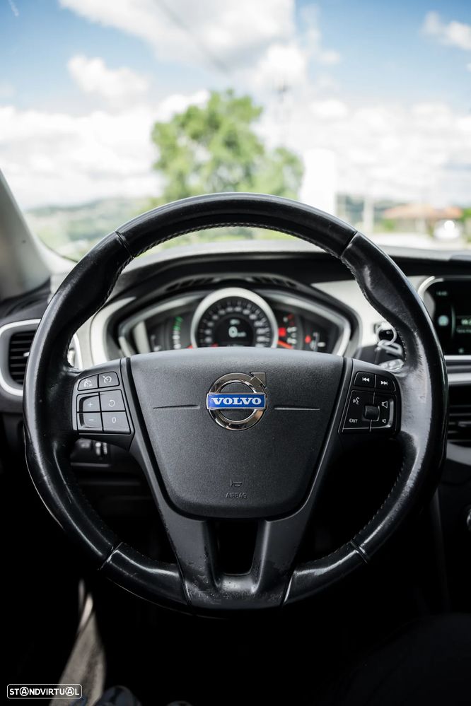 Volvo V40 D2 - 29