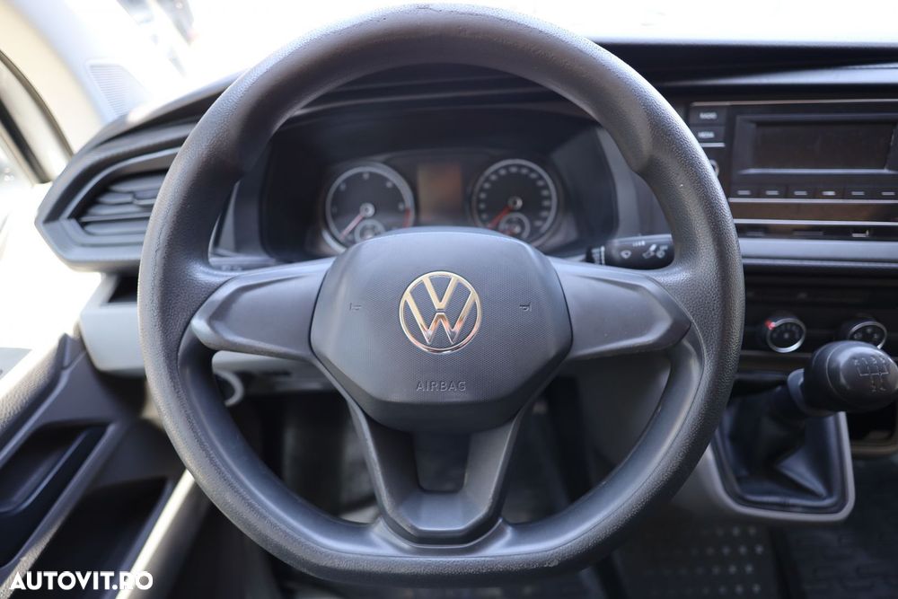 Volkswagen Transporter - 17