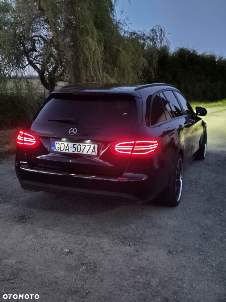 Mercedes-Benz Klasa C 200 d 7G-TRONIC Exclusive - 14