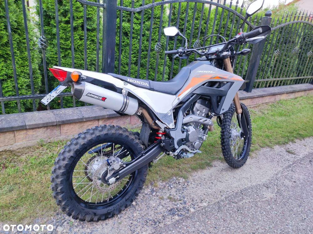 Honda CRF - 8