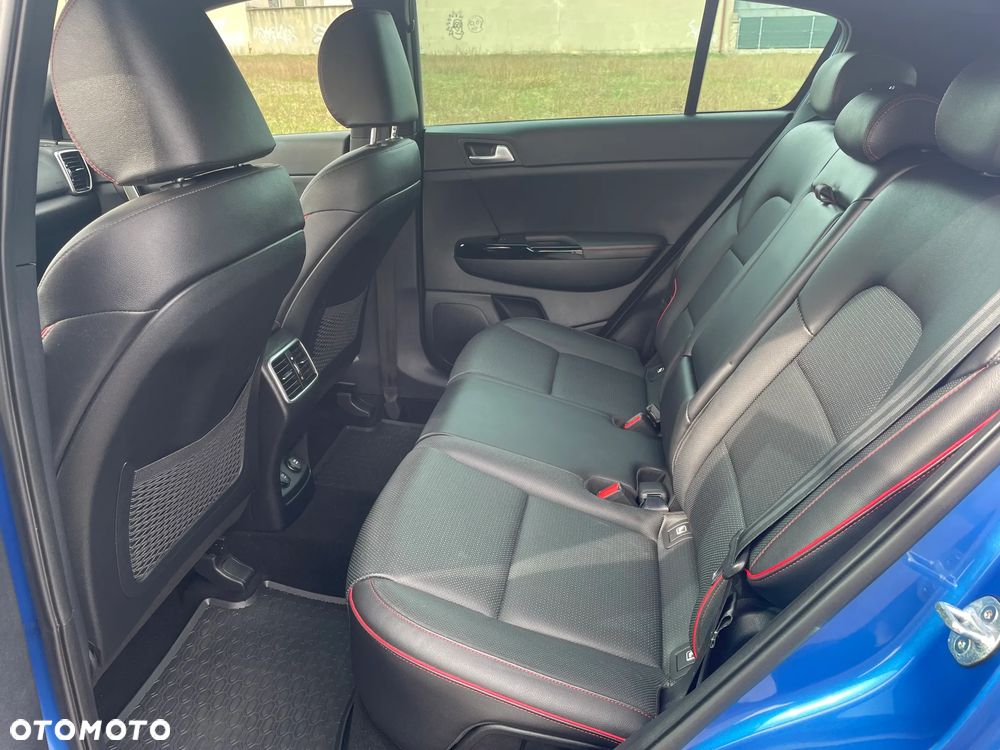 Kia Sportage 1.6 CRDI AWD Eco-Dynamics+ (48V M-H) DCT GT LINE - 8