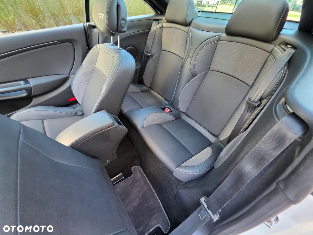 Renault Megane TCe 180 GT - 22
