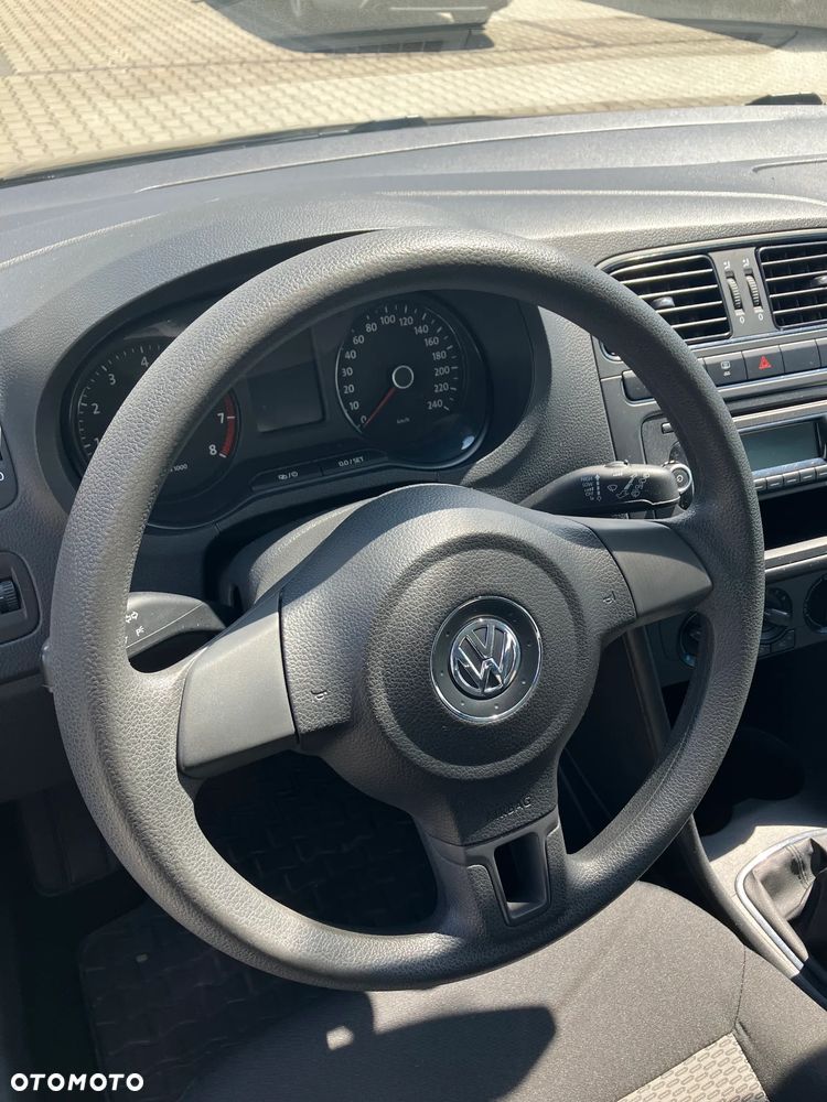 Volkswagen Polo 1.4 16V Trendline - 10
