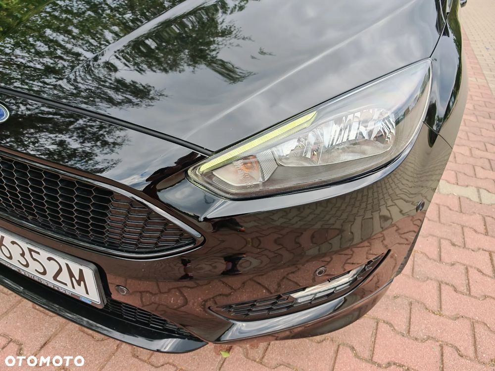 Ford Focus 1.5 EcoBoost ST-Line Black ASS - 32