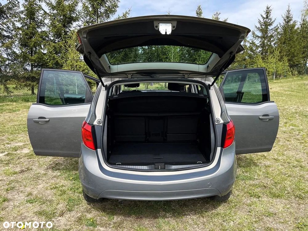 Opel Meriva - 10