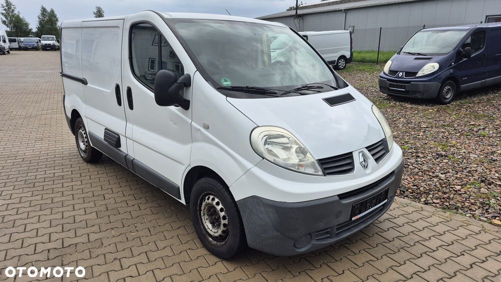 Renault Trafic 2.0dci z Niemiec Klima bezwypadkowy - 1
