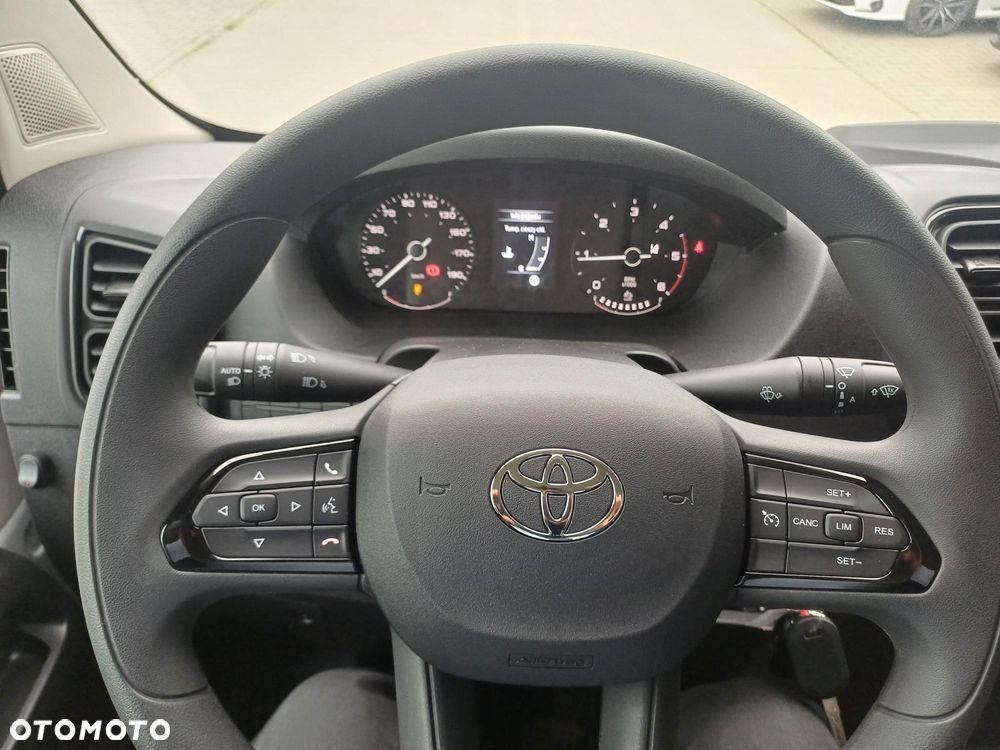 Toyota Proace Max - 13
