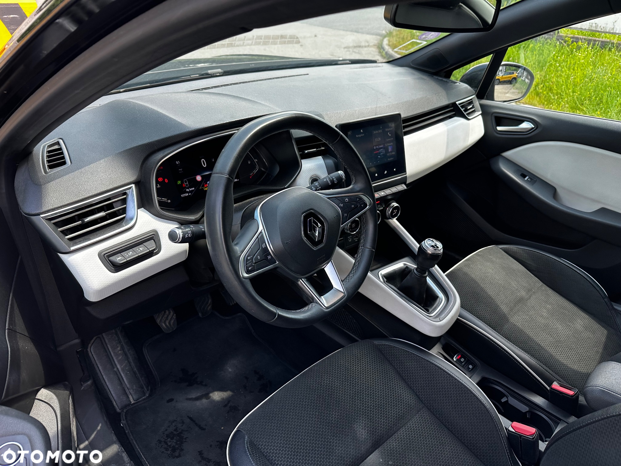Renault Clio - 9