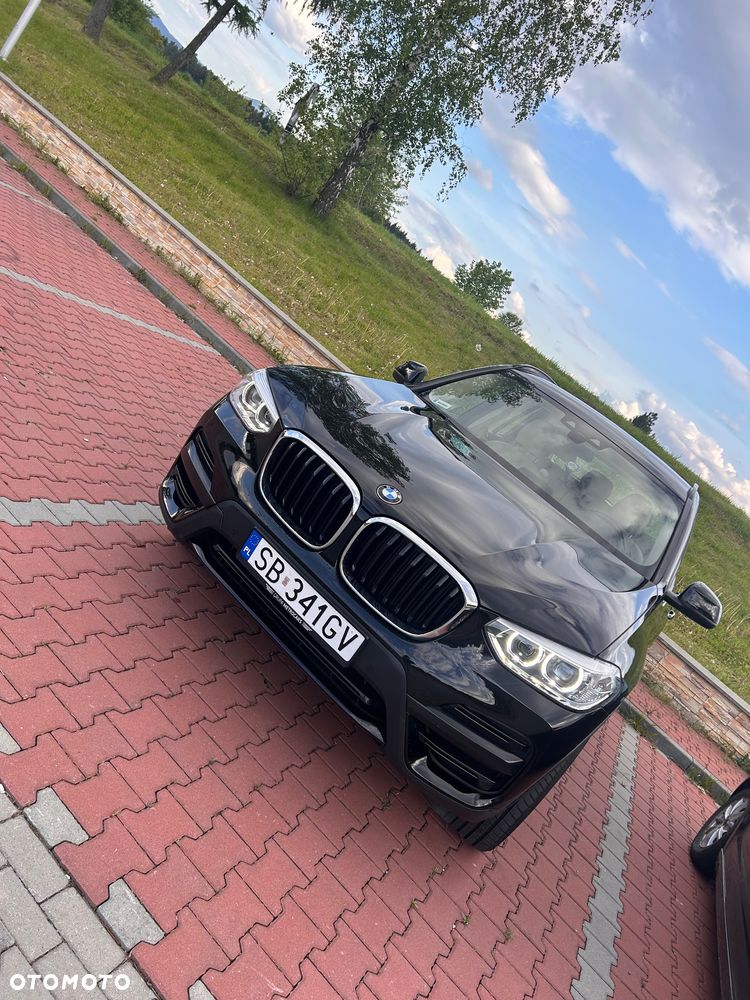 BMW X3 xDrive20d Advantage - 4