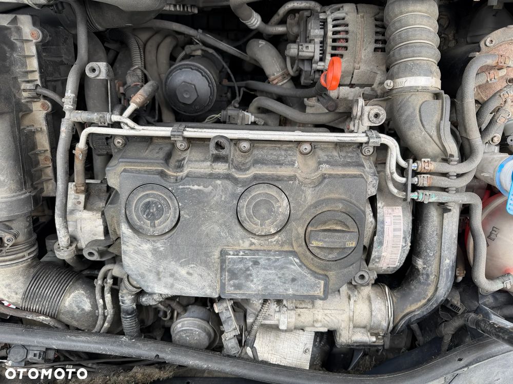 VW GOLF V Skoda Seat 1,9 TDI 06-10r  silnik kompletny BLS A - 1