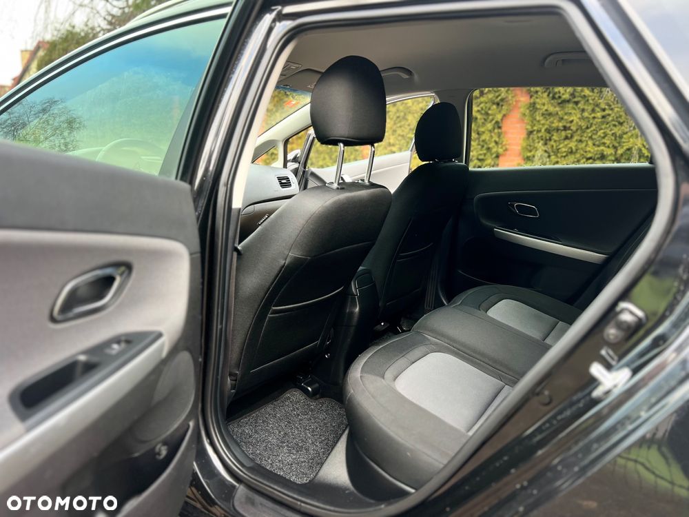 Kia Ceed 1.4 CVVT Dream Team Edition - 17