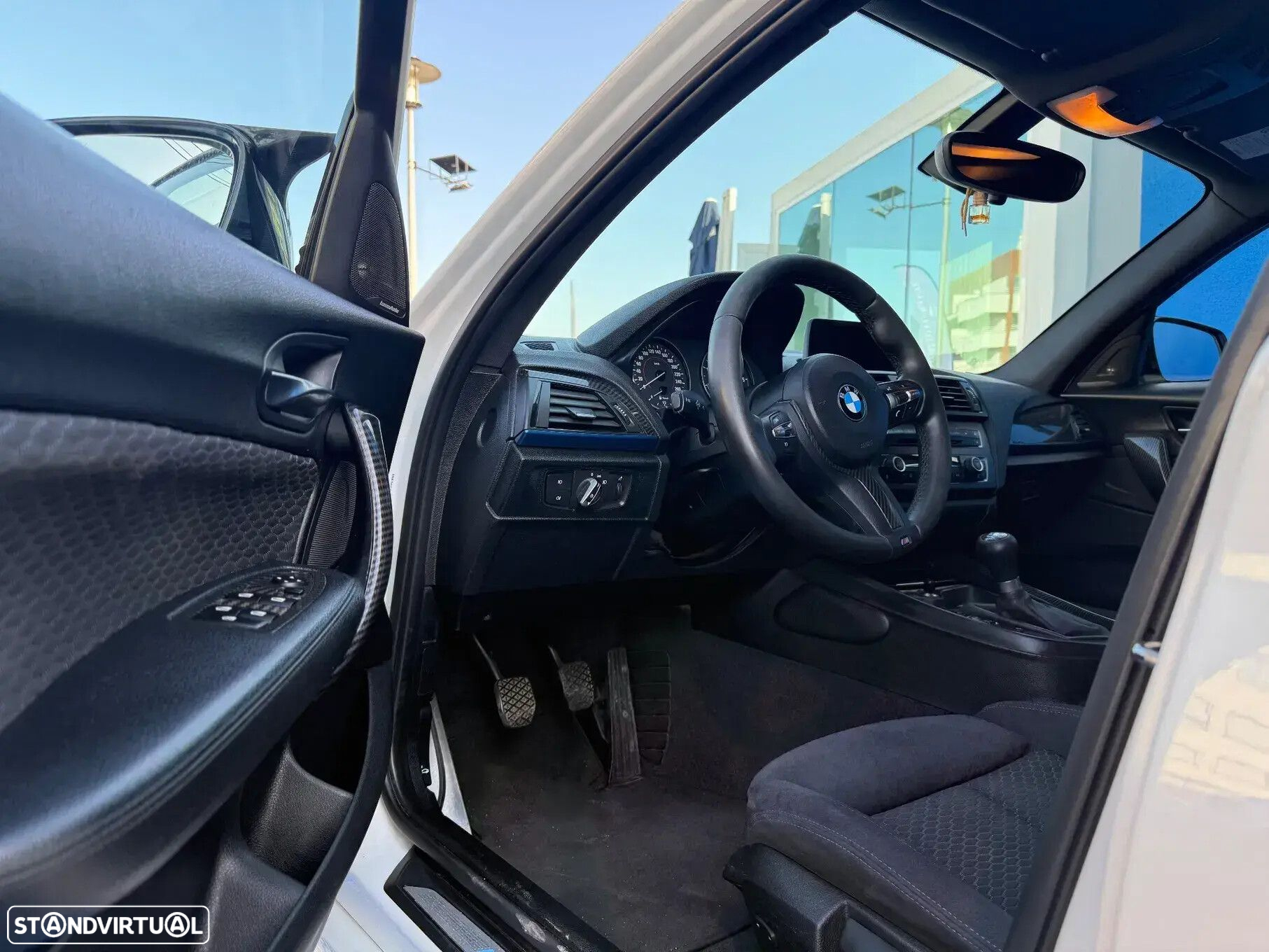 BMW 120 d xDrive Pack M - 12
