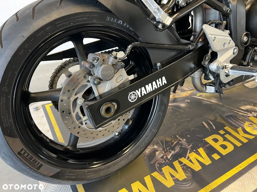Yamaha FZ6 - 32