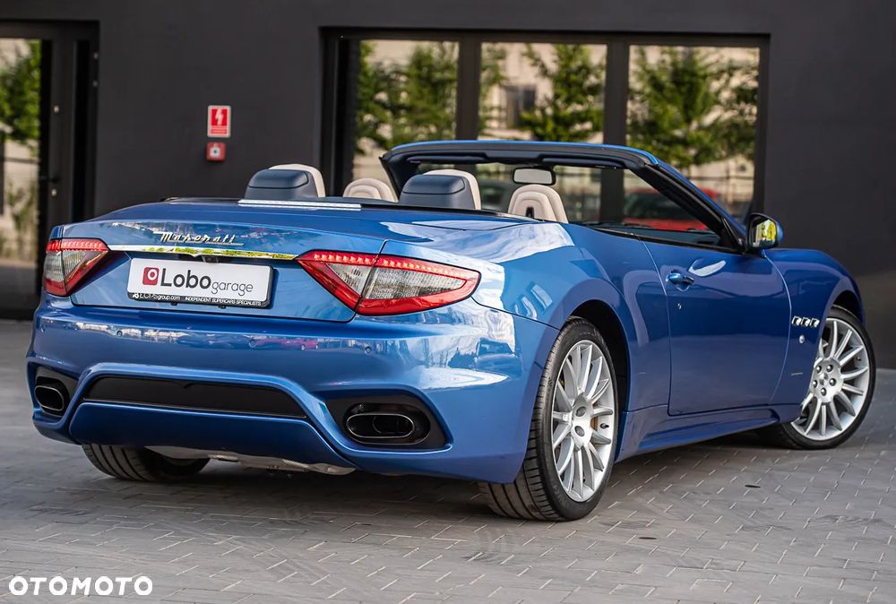 Maserati GranCabrio - 10