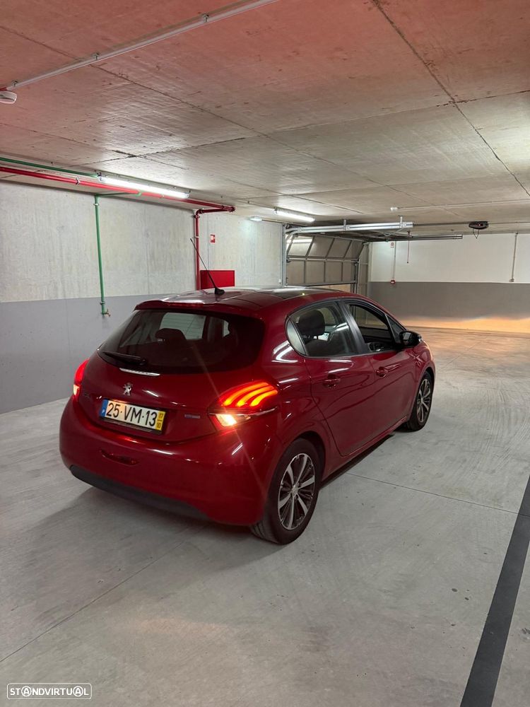 Peugeot 208 1.2 PureTech Allure - 3