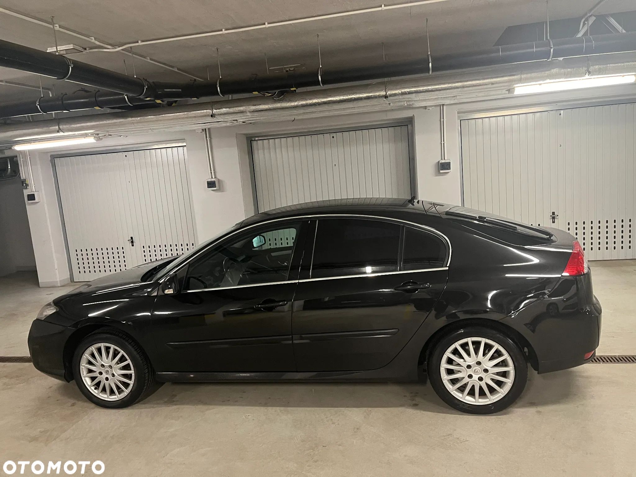 Renault Laguna - 1