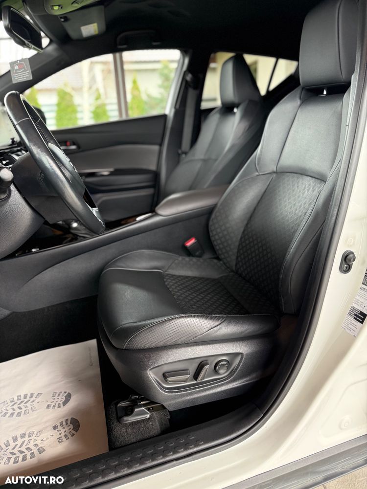 Toyota C-HR 2.0 HSD 184 CP 4x2 CVT C-lassy bi-tone - 16