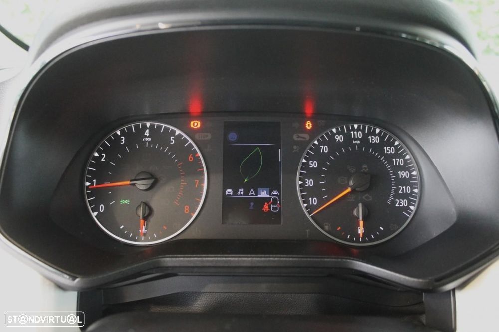 Renault Clio 1.0 TCe Limited Bi-Fuel - 26