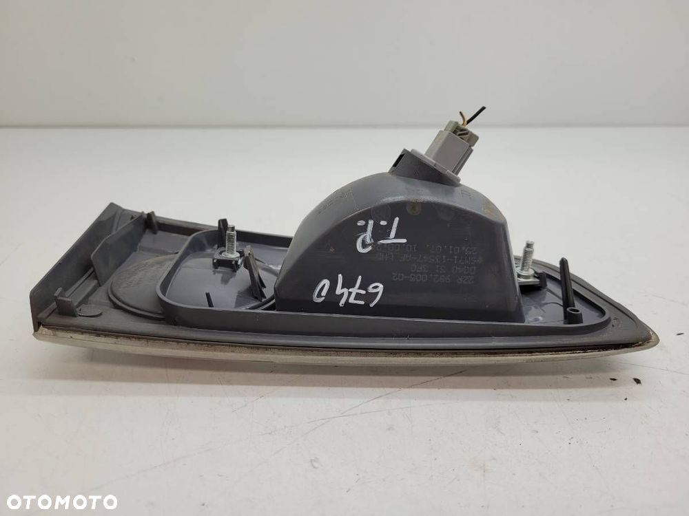 LAMPA TYŁ PRAWA MAZDA 2 DY BIAŁA EUROPA LIFT 2007 - 4
