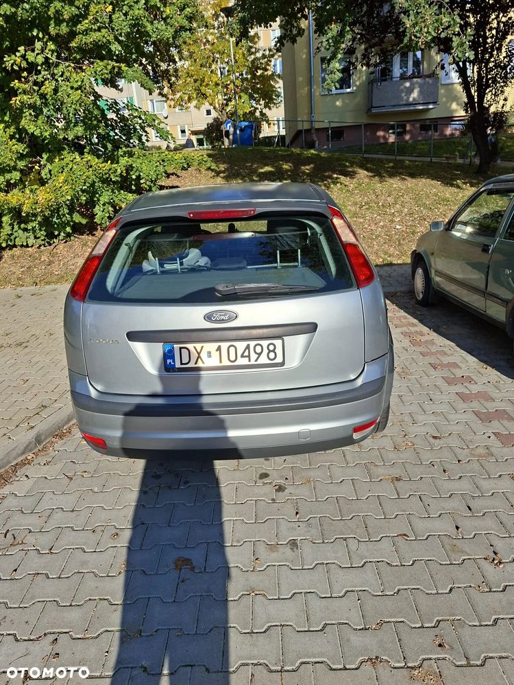 Ford Focus 2005 photo 2