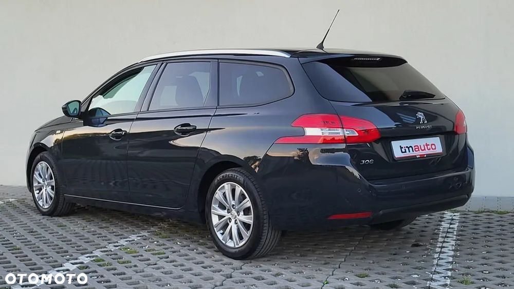 Peugeot 308 1.2 PureTech Business Line S&S - 31