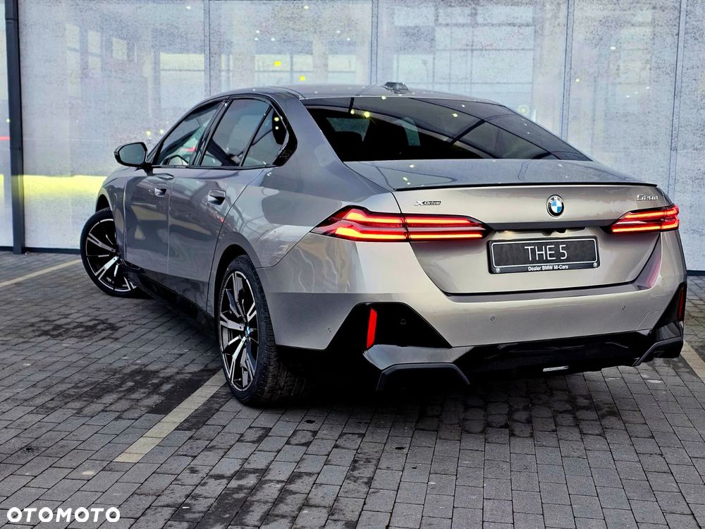 BMW Seria 5 520d xDrive mHEV - 4