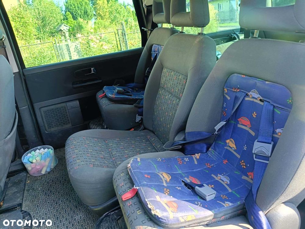 Volkswagen Sharan - 3