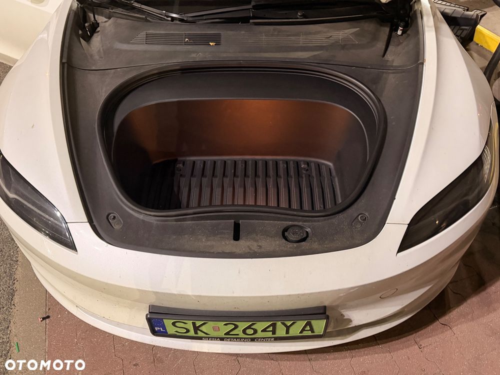 Tesla Model 3 - 19