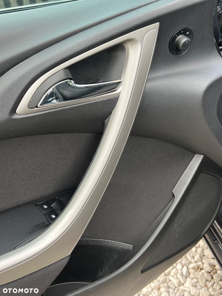 Opel Astra 1.4 Turbo Color Edition - 15