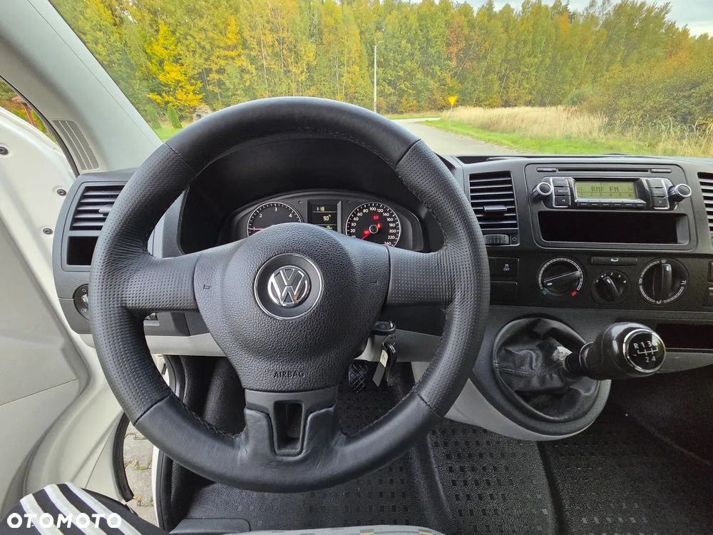 Volkswagen Transporter - 22
