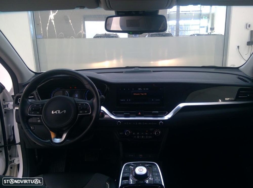 Kia e-Niro 64kWh - 11