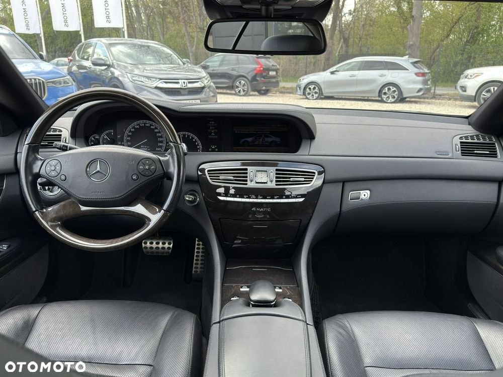 Mercedes-Benz CL 500 4Matic (BlueEFFICIENCY) 7G-TRONIC - 24