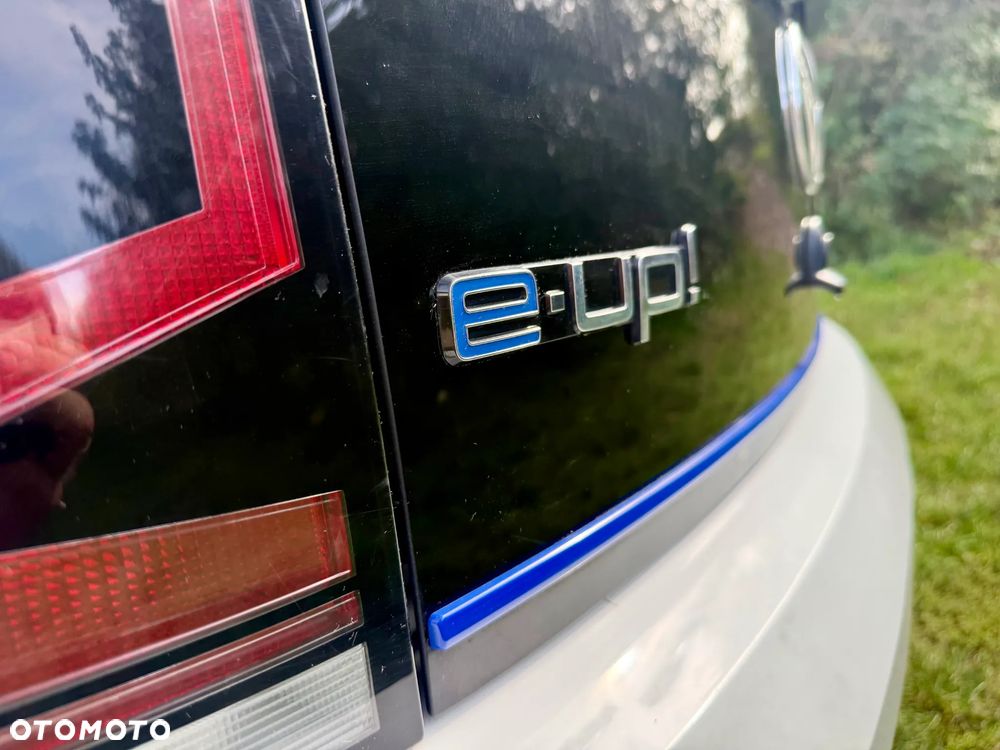 Volkswagen up! e-up - 12